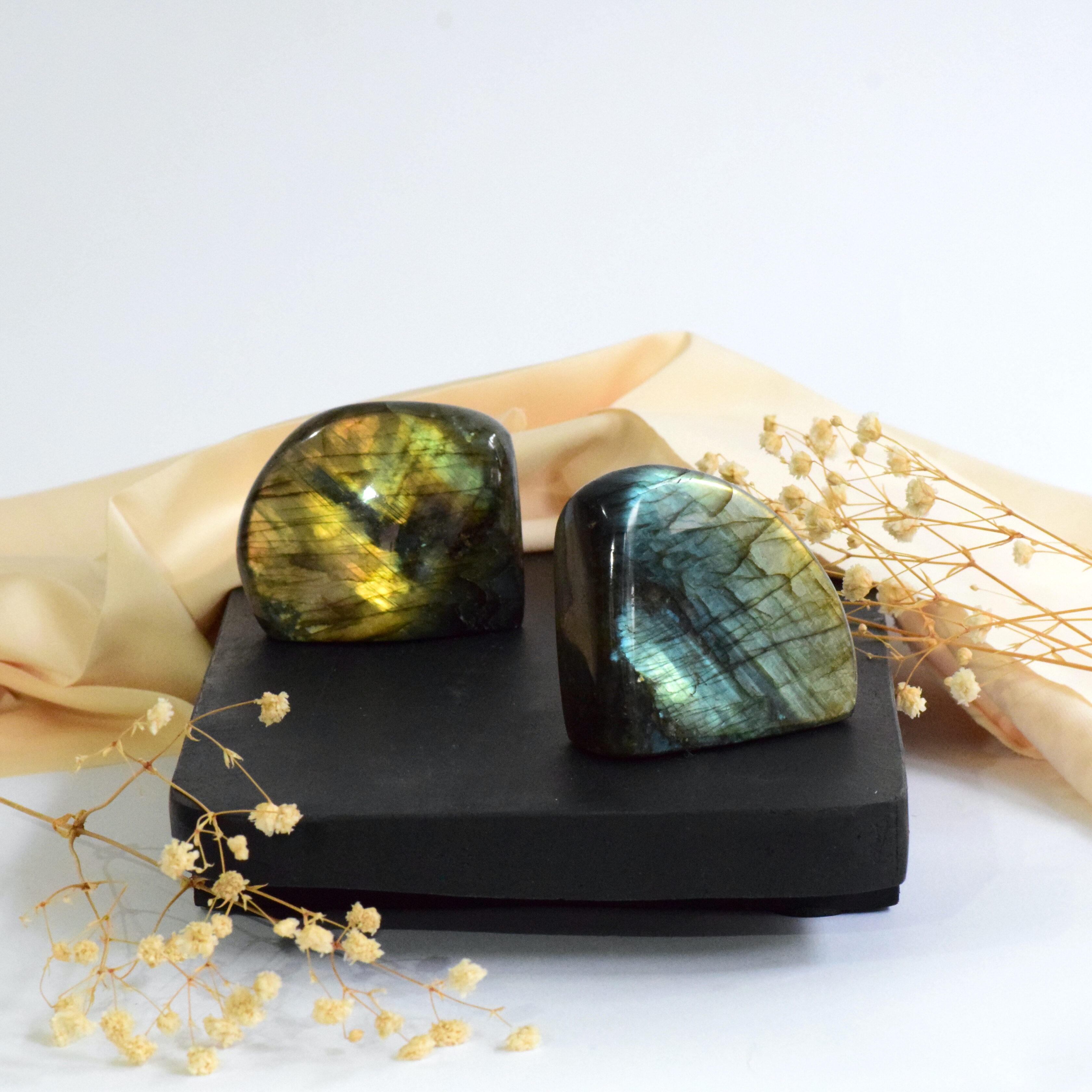 labradorit free form labradorite rumena modra